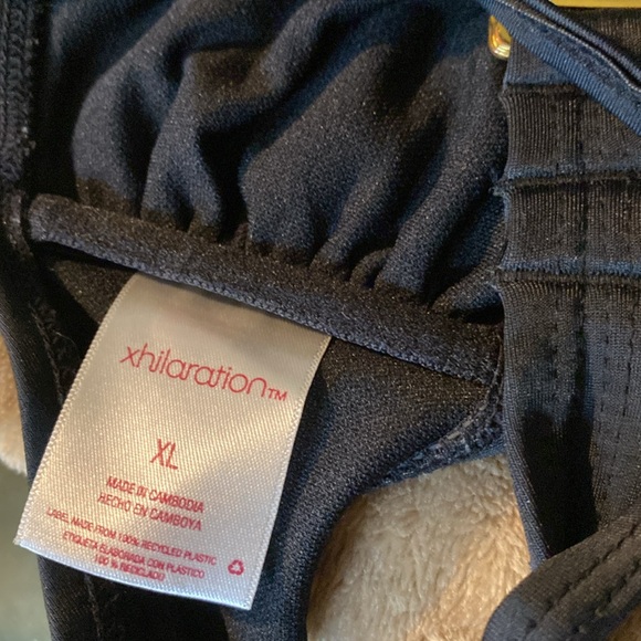 Cute strappy bikini - Picture 5 of 5